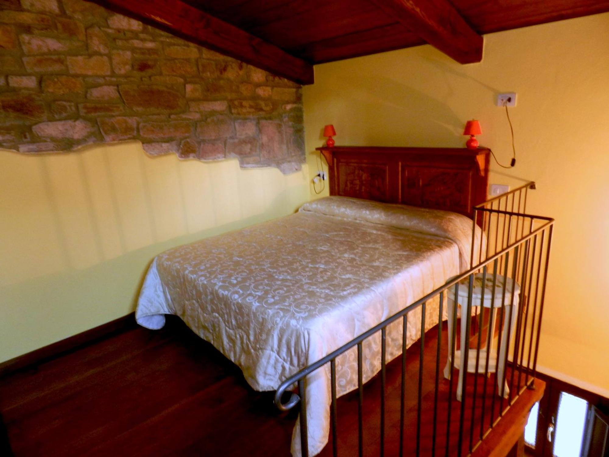 Agriturismo Vezzano Киузи дела Верна Стая снимка