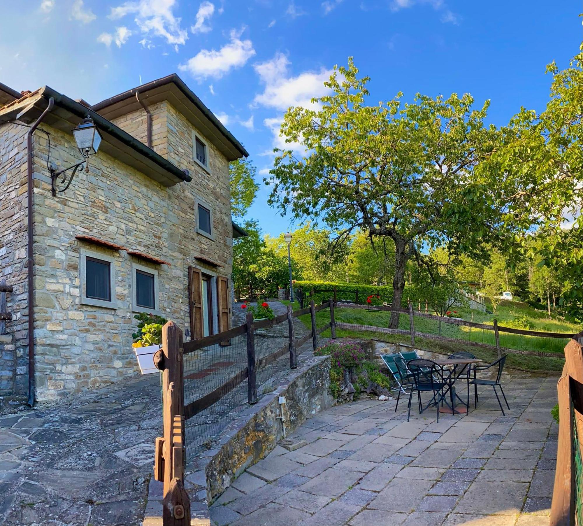 Agriturismo Vezzano Киузи дела Верна Екстериор снимка