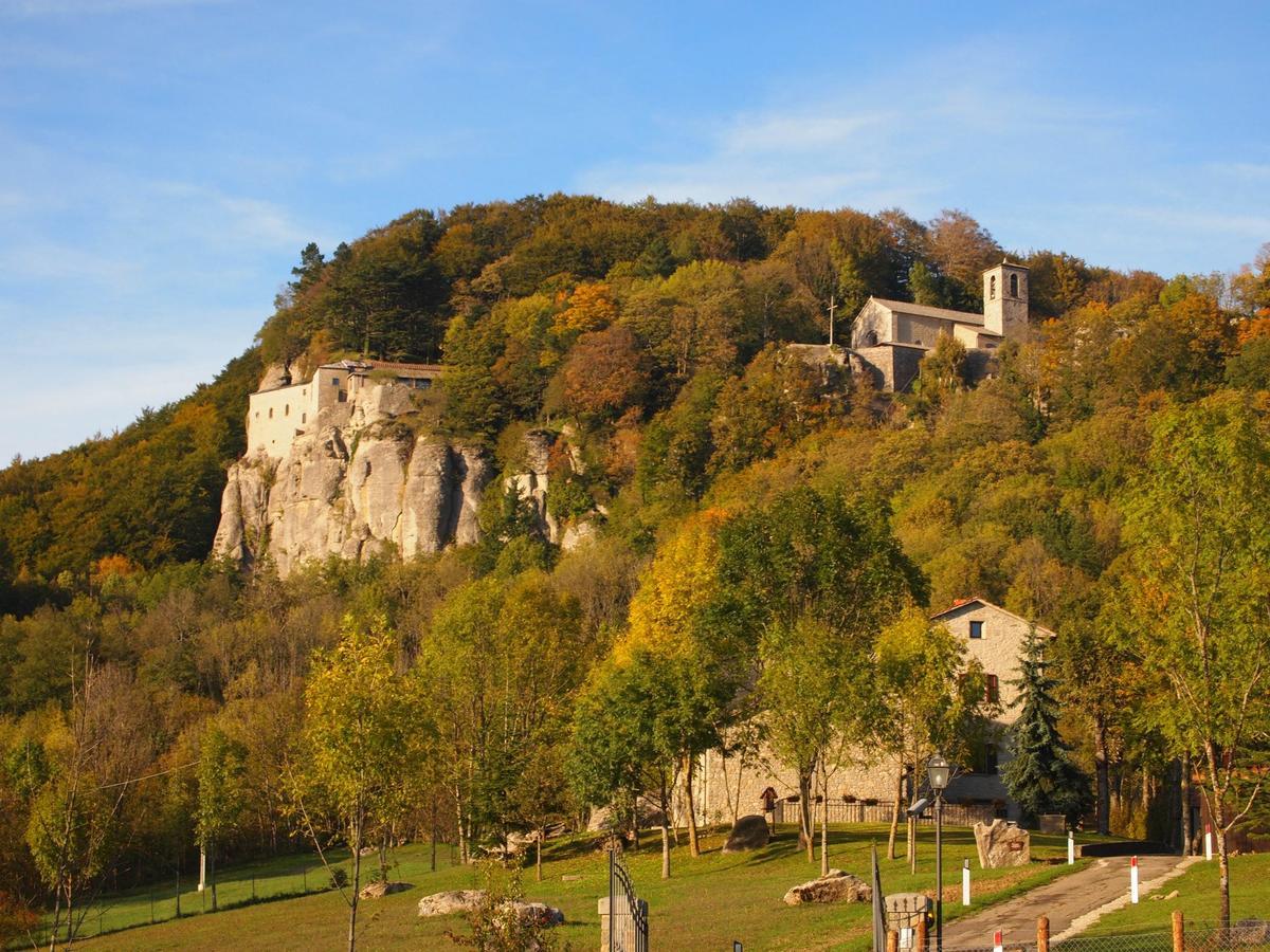 Agriturismo Vezzano Киузи дела Верна Екстериор снимка