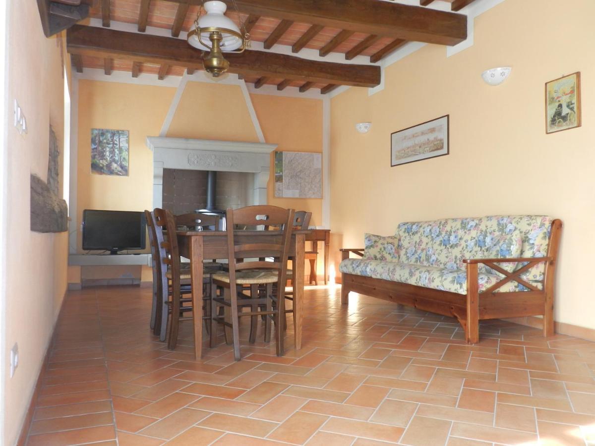 Agriturismo Vezzano Киузи дела Верна Екстериор снимка