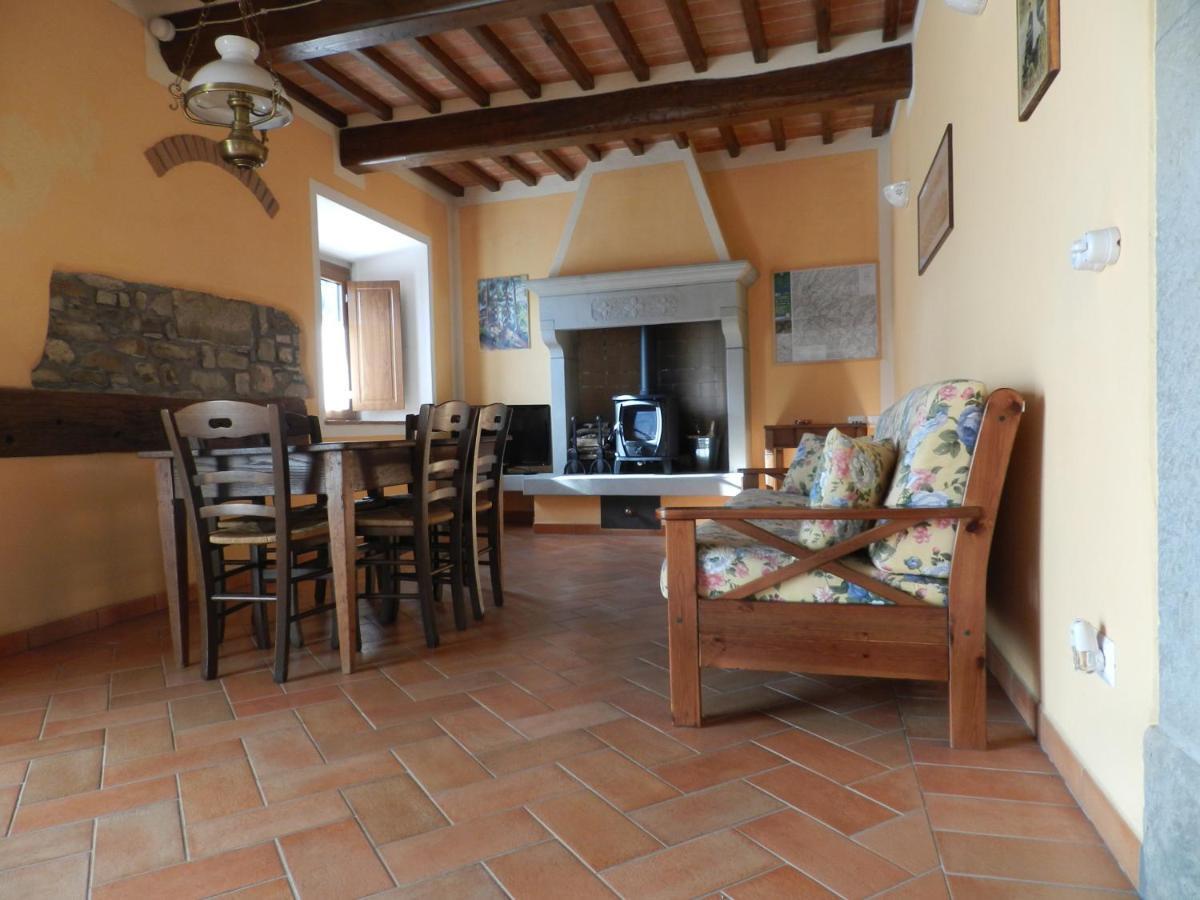 Agriturismo Vezzano Киузи дела Верна Екстериор снимка
